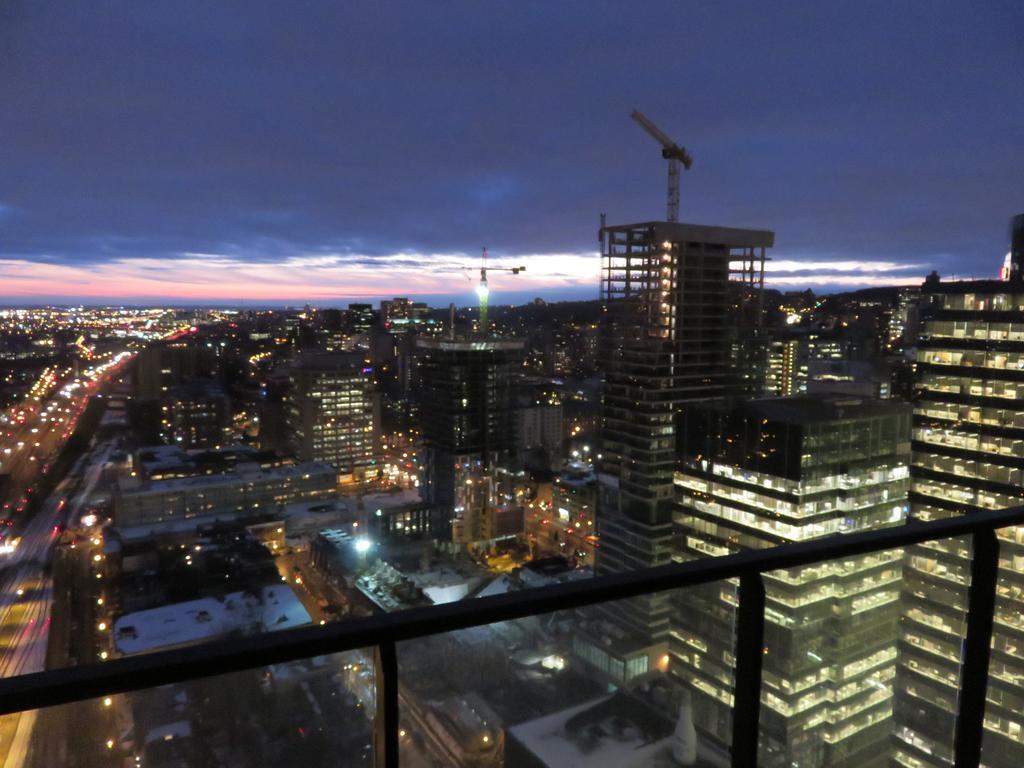 Luxury Home In Downtown Montreal Bagian luar foto